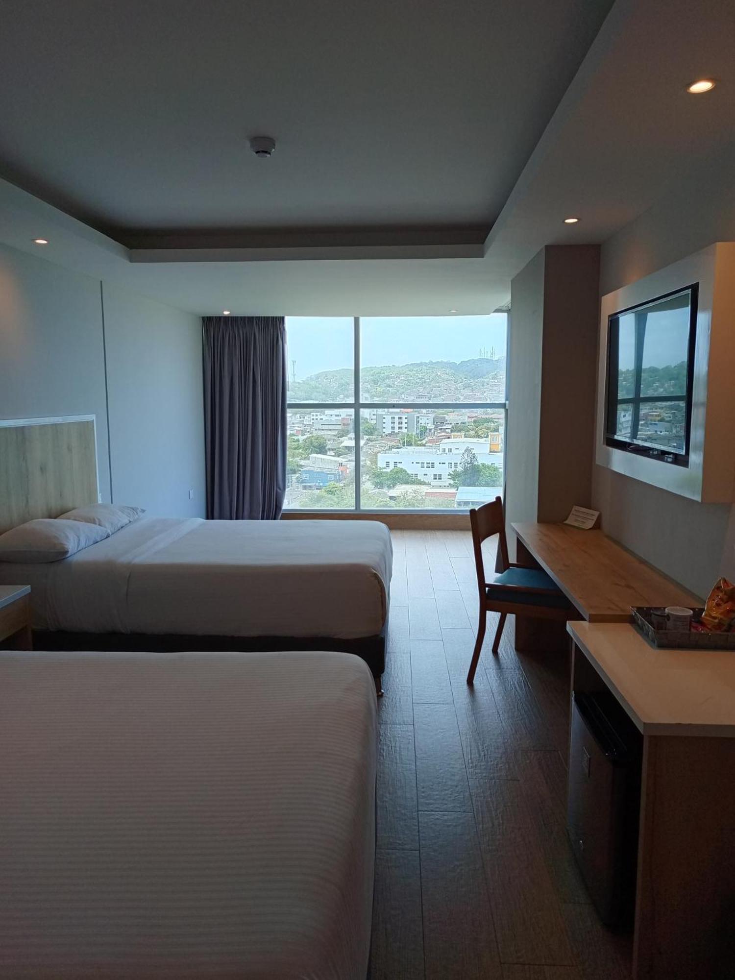 Wyndham Garden Cartagena Hotel Buitenkant foto